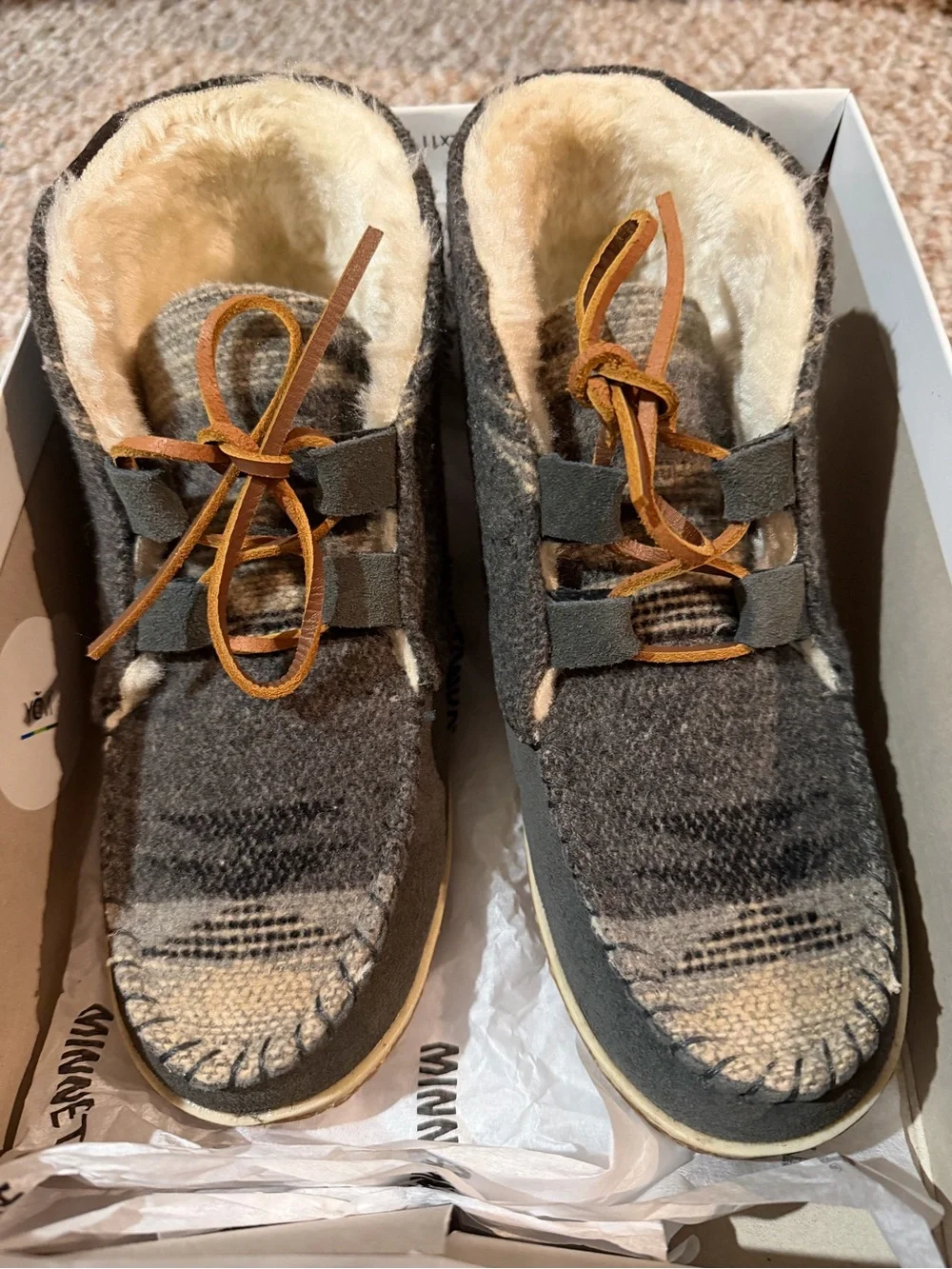 Minnetonka Torrey Gray Wool Blend Lace-Up Ankle Boots with Tan Laces